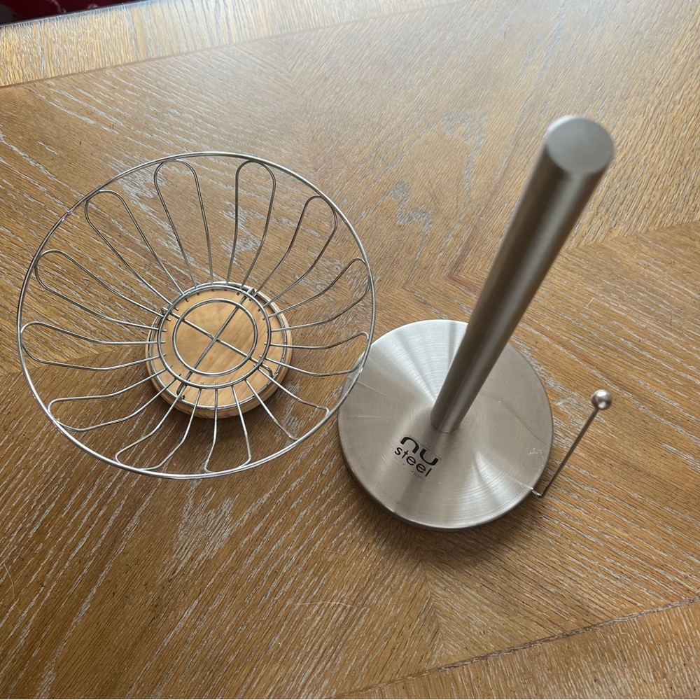 Paper Towel Roll & Metal Fruit Bowl Set